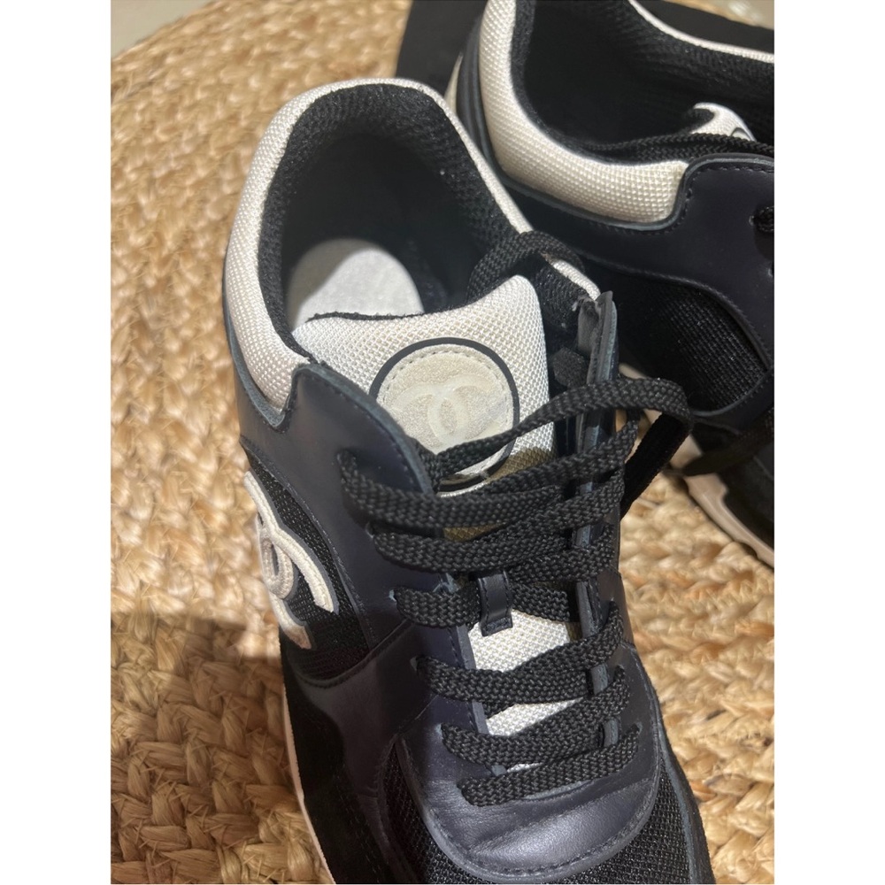 CHANEL Black and White Sneakers Size 42 - Picture 3 of 9
